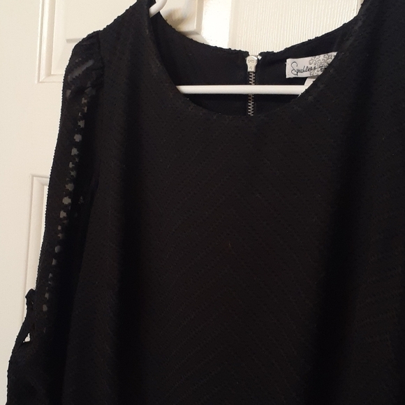 Little black dress - Picture 8 of 9